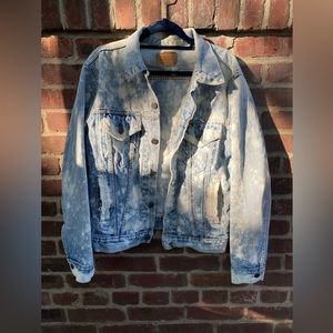 Vintage denim Levi trucker jacket USA